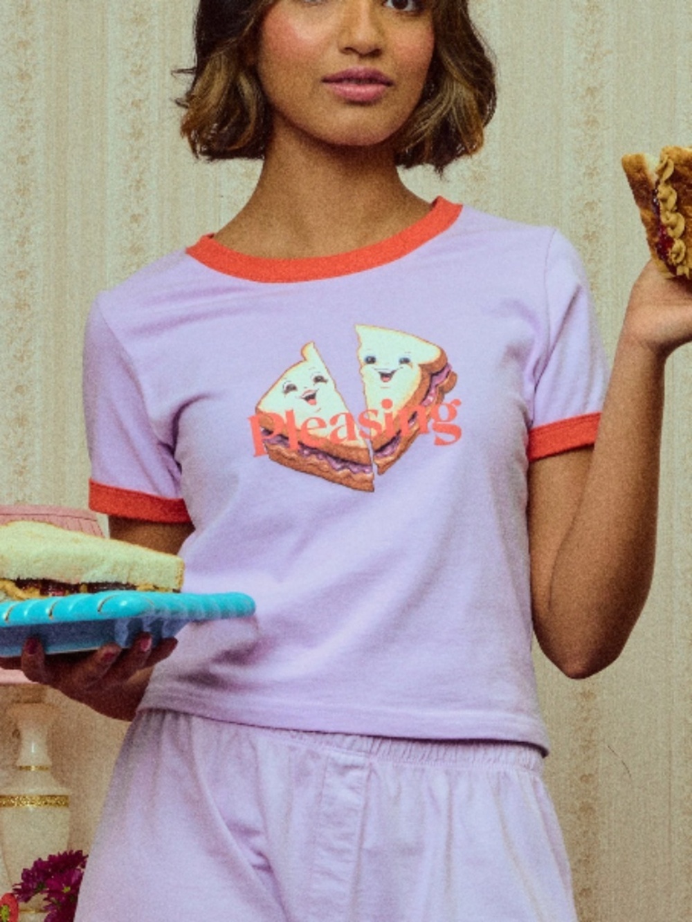 Pleasing “The I Chews You” Ringer Tee – Size Medium – NWT